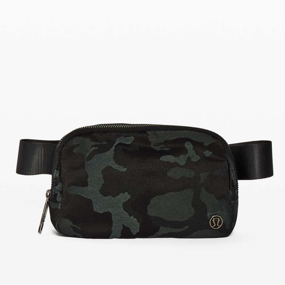 LULULEMON — Everywhere Belt Bag 1L